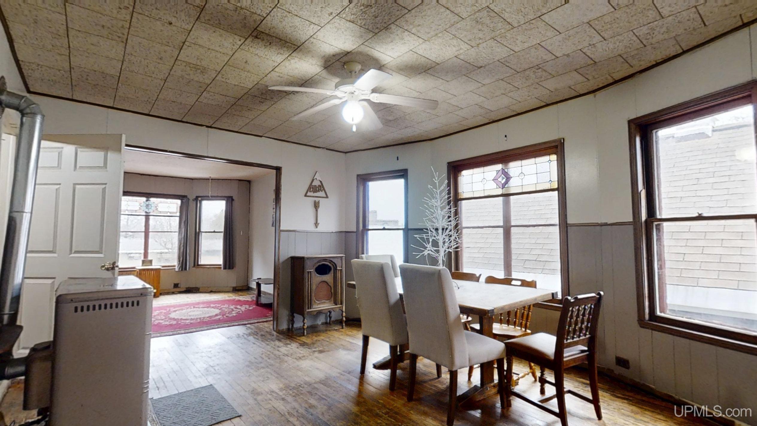 419 7th Street Calumet, MI 49913 - Photo 25 of 54