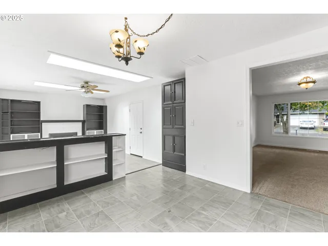 $496,950 | 2020 Southwest Laura Court, Troutdale, OR 97060