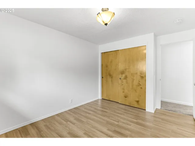 $496,950 | 2020 Southwest Laura Court, Troutdale, OR 97060