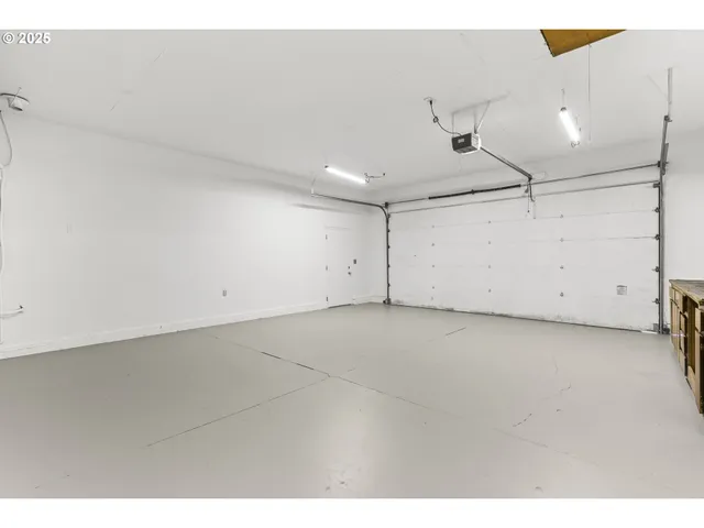 $496,950 | 2020 Southwest Laura Court, Troutdale, OR 97060