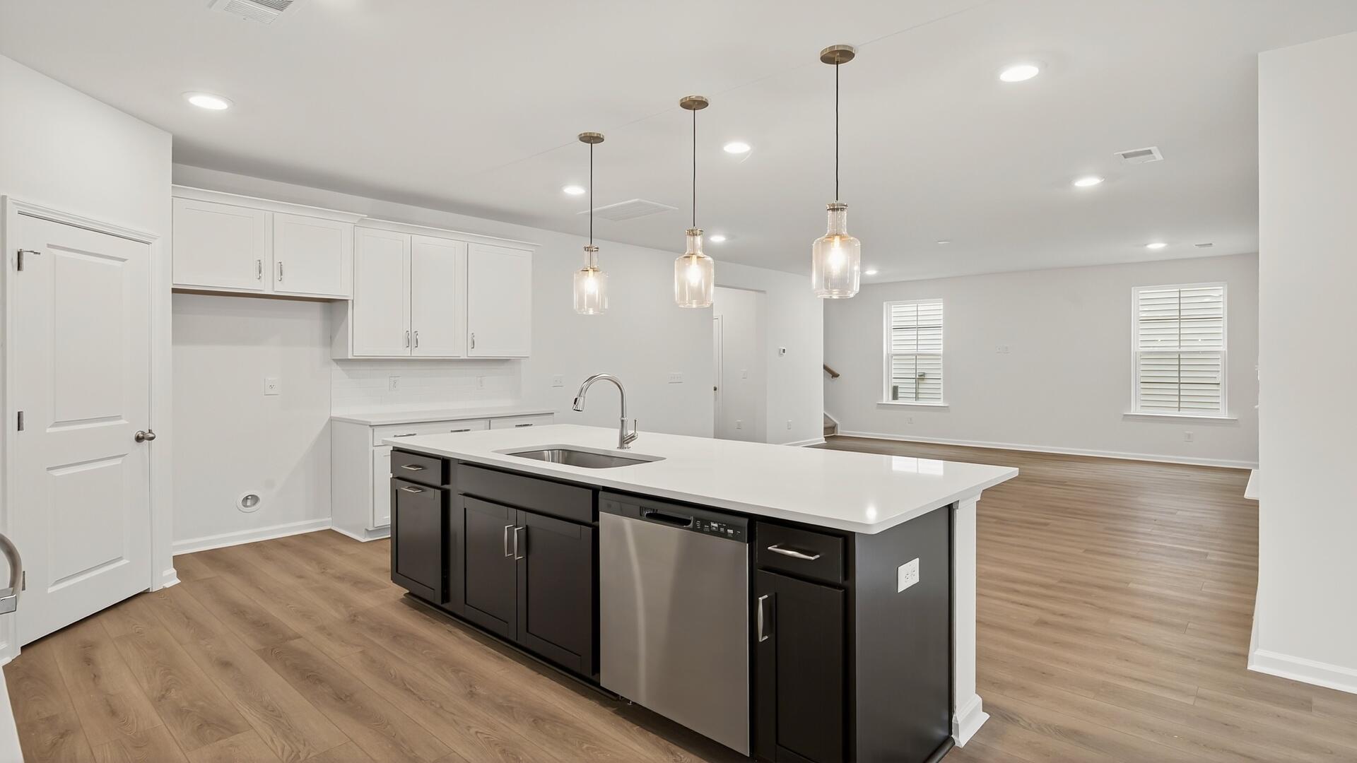 446 Cadbury Loop Summerville, SC 29486 - Photo 11 of 29 Kitchen