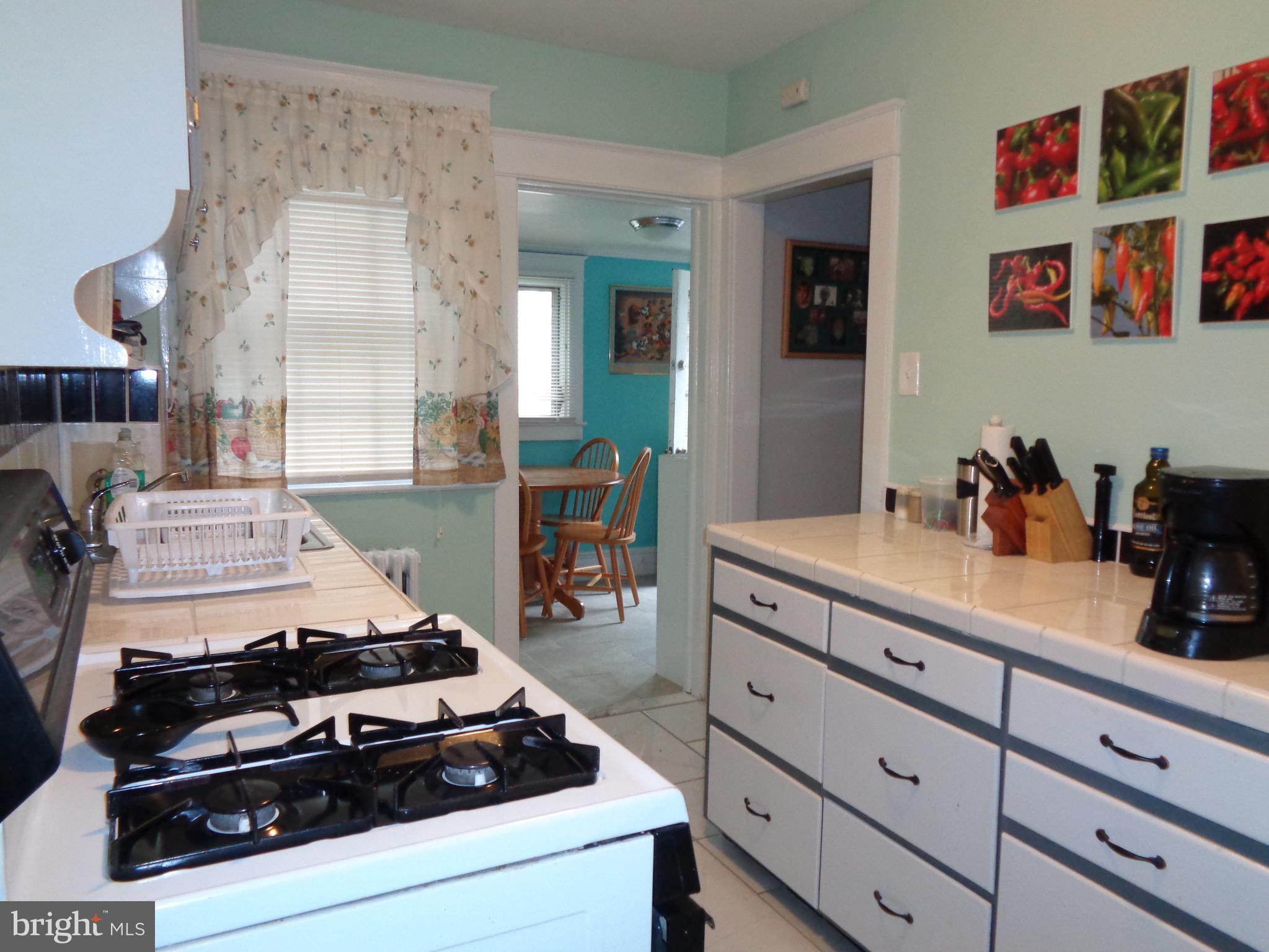 130 Gladstone Road Lansdowne, PA 19050 - Photo 12 of 34 Kitchen