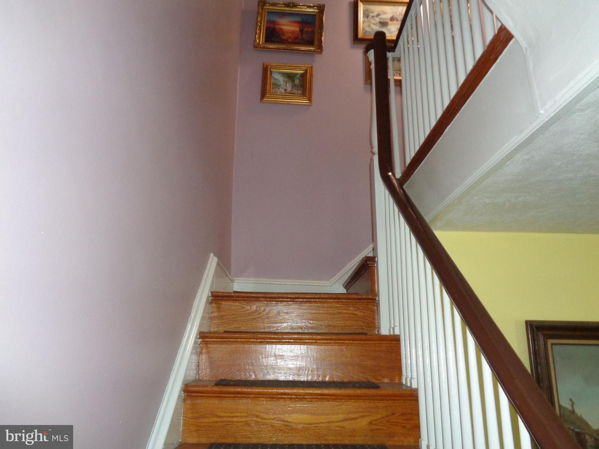 130 Gladstone Road Lansdowne, PA 19050 - Photo 14 of 34 Stairs going to the second floor