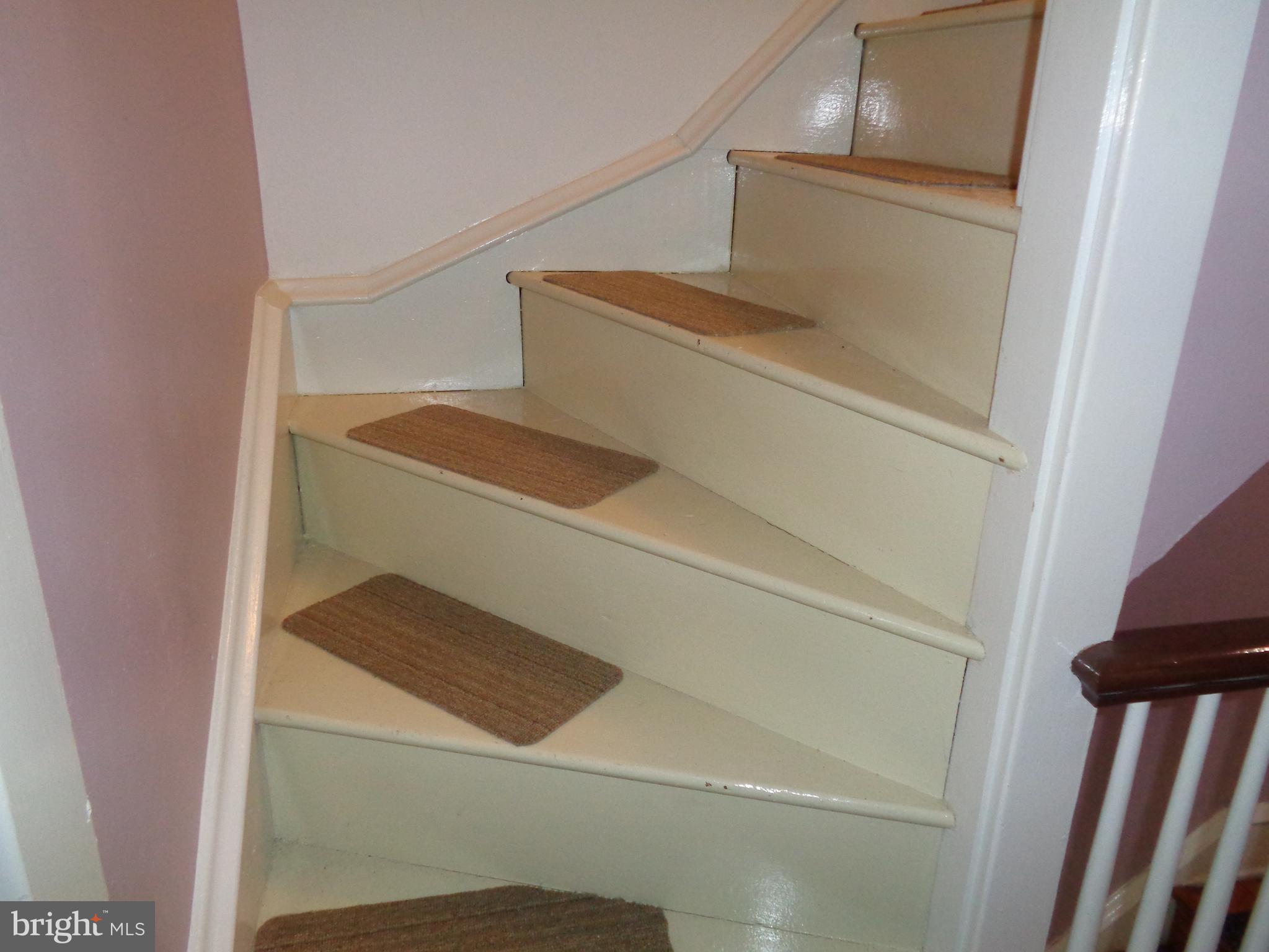 130 Gladstone Road Lansdowne, PA 19050 - Photo 20 of 34 Stairs going to the 3rd floor