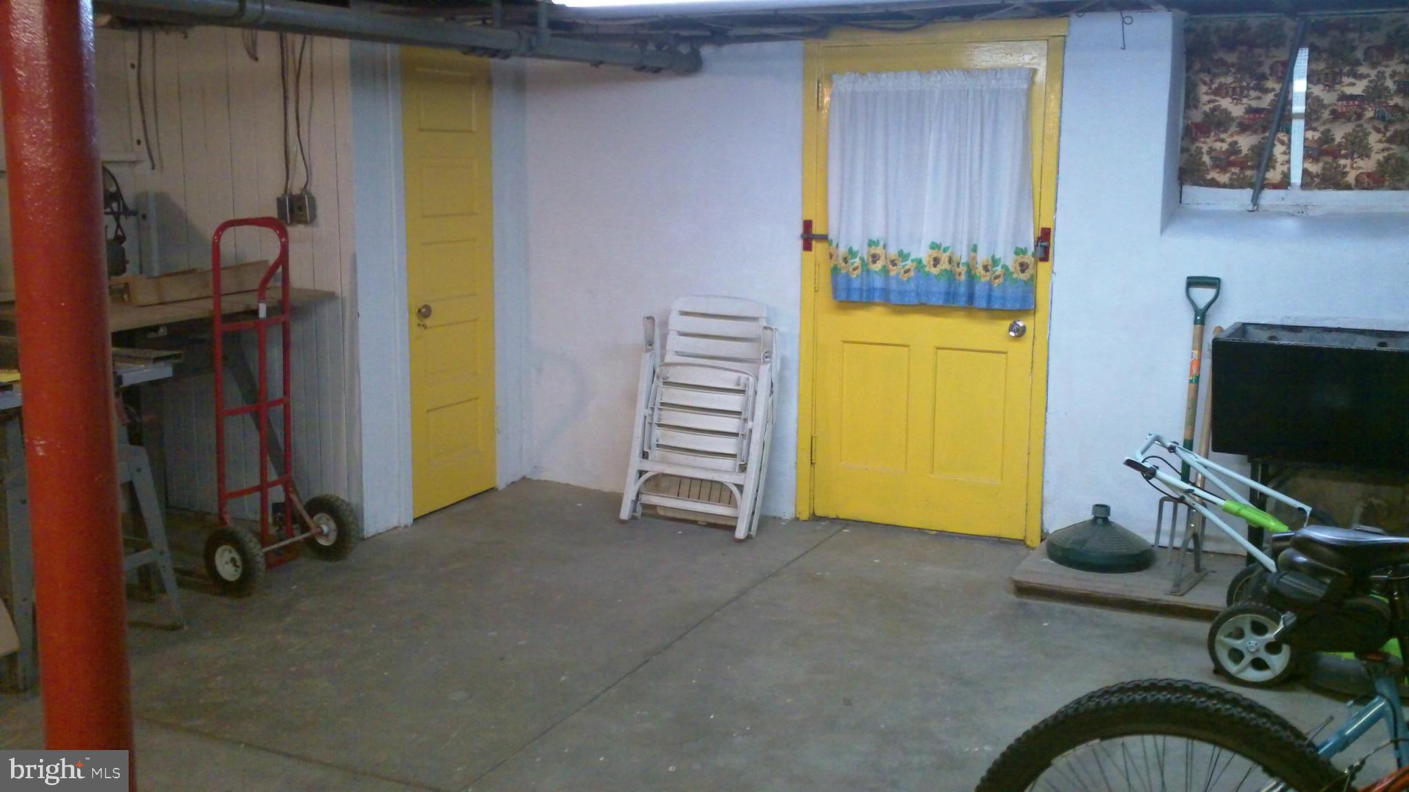 130 Gladstone Road Lansdowne, PA 19050 - Photo 26 of 34 Basement back door
