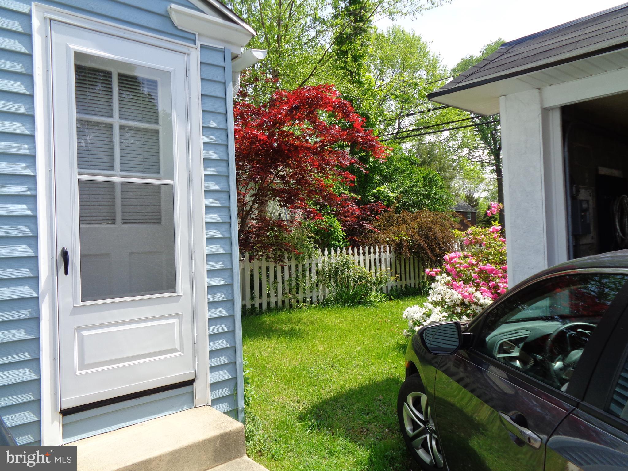 130 Gladstone Road Lansdowne, PA 19050 - Photo 31 of 34 Kitchen back door