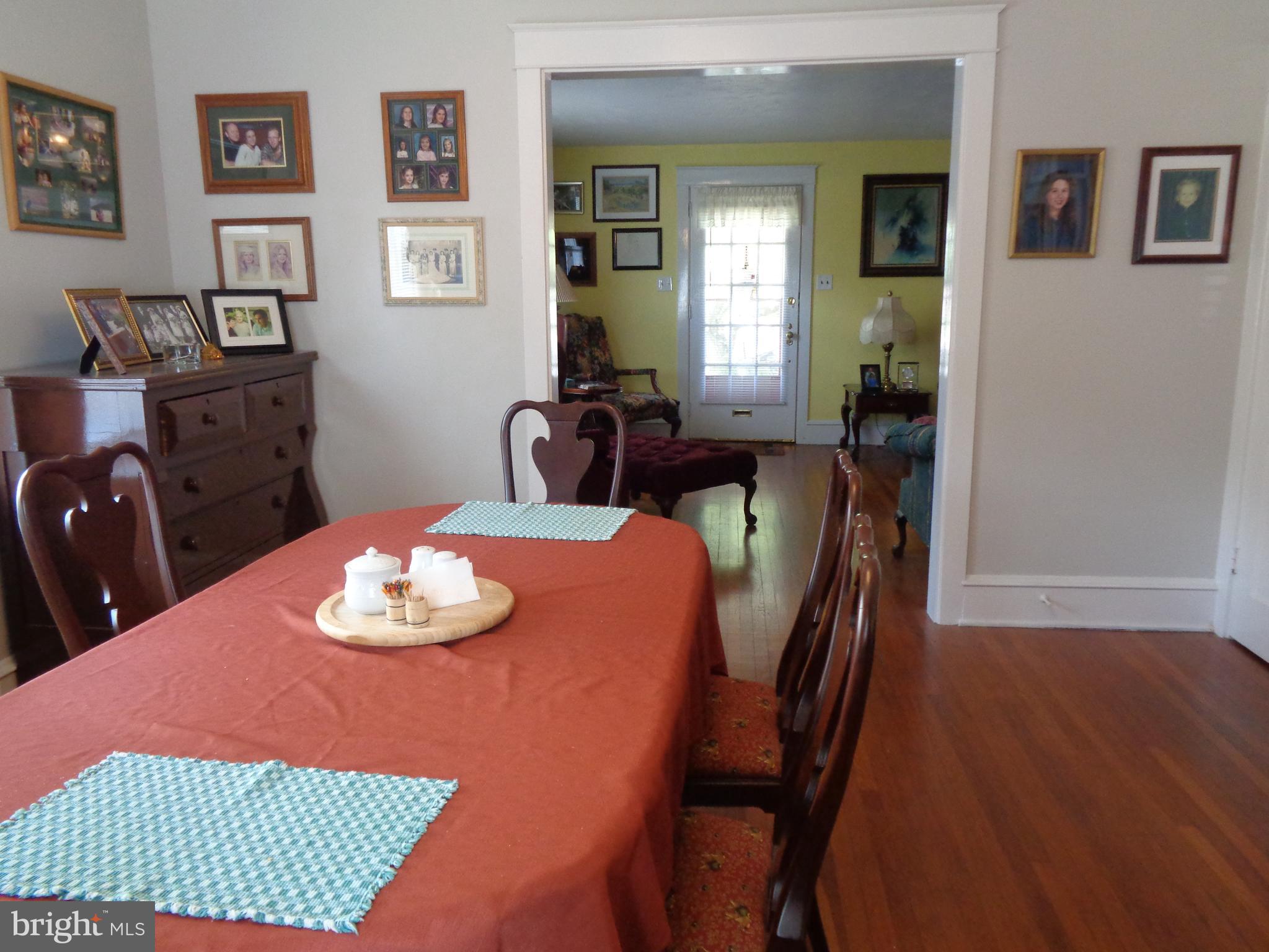 130 Gladstone Road Lansdowne, PA 19050 - Photo 10 of 34 Dining room