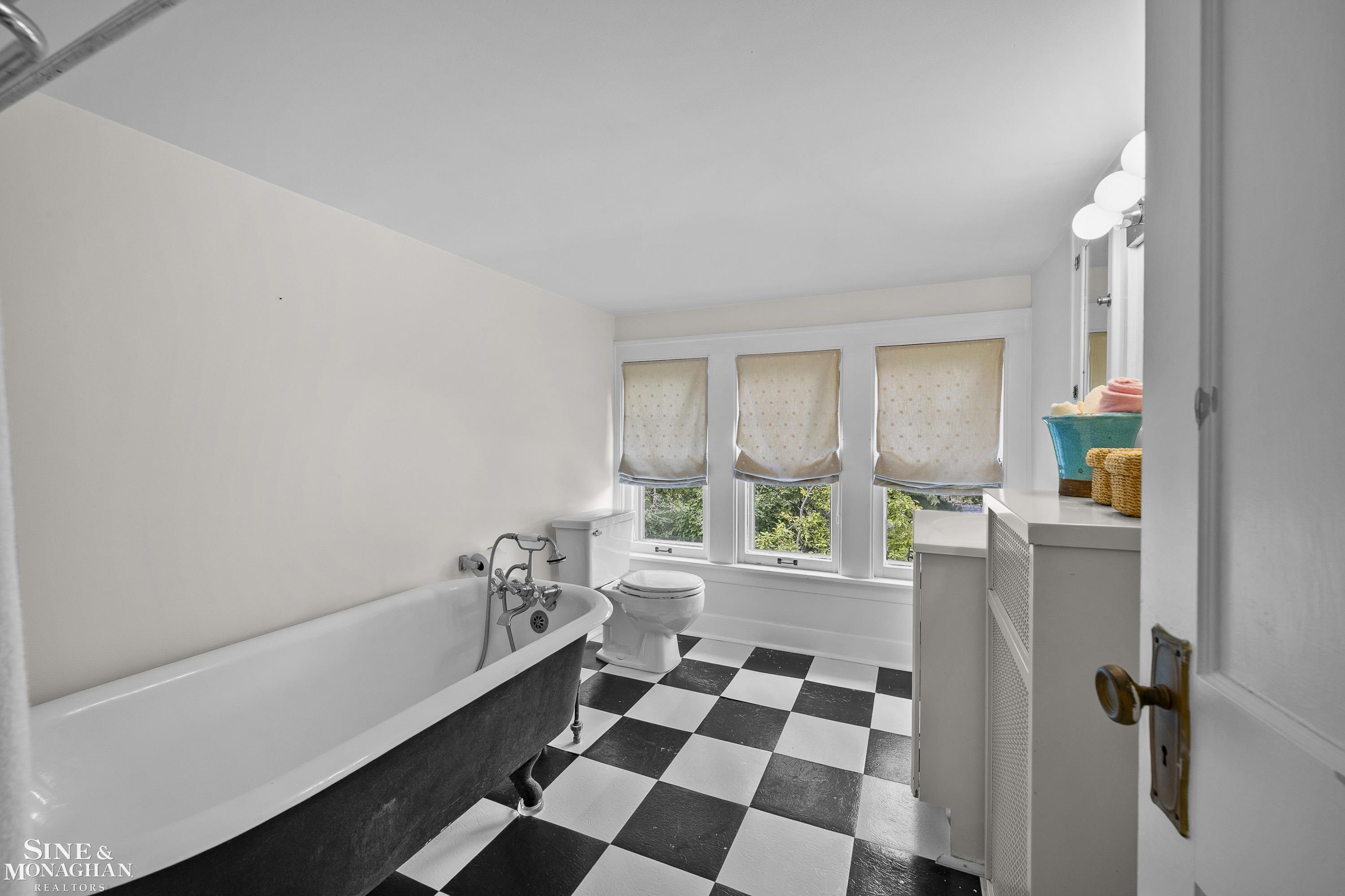 1035 Yorkshire Road Grosse Pointe Park, MI 48230 - Photo 41 of 61