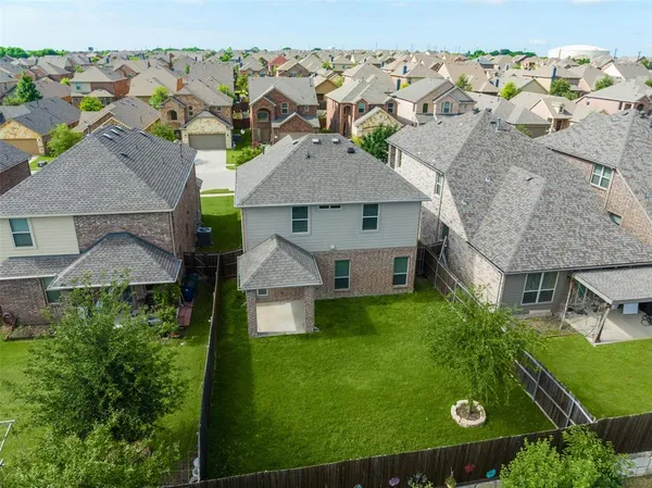 $2,450 | 9900 Prairie Dog Lane, McKinney, TX 75071
