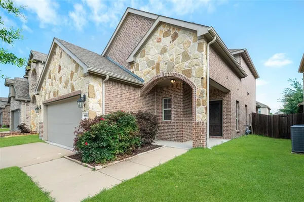 $2,450 | 9900 Prairie Dog Lane, McKinney, TX 75071