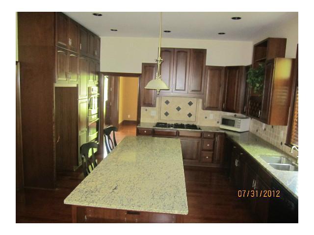 1999 Waltham Road Columbus, OH 43212 - Photo 5 of 22