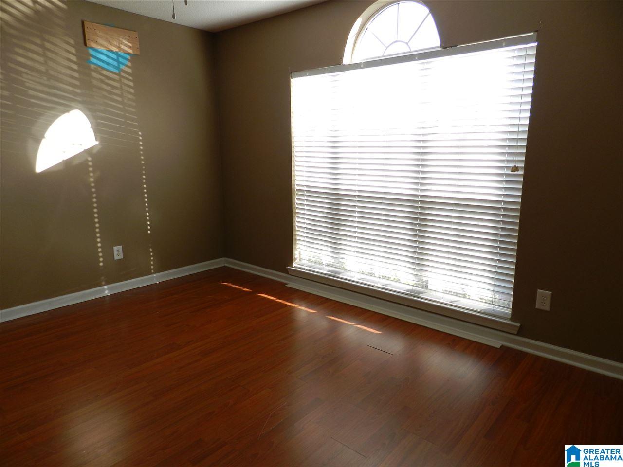 181 Stonecliff Circle Pelham, AL 35124 - Photo 10 of 13