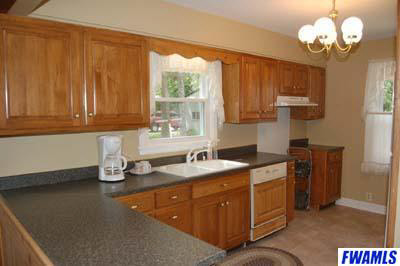 5322 Bluffton Road Fort Wayne, IN 46809 - Photo 4 of 25