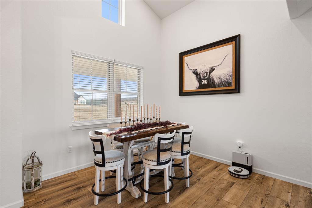 476 Silverleaf Drive Sunset, TX 76270 - Photo 13 of 40 a dining room with furniture and window