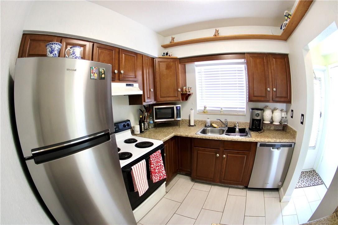 6550 Winfield Boulevard, Unit 101 Margate, FL 33063 - Photo 4 of 22 Photo 4
