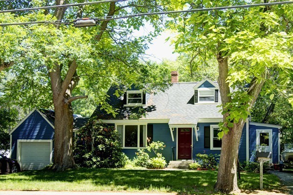 121 Dunstable Road Chelmsford, MA 01863 - Photo 1 of 30
