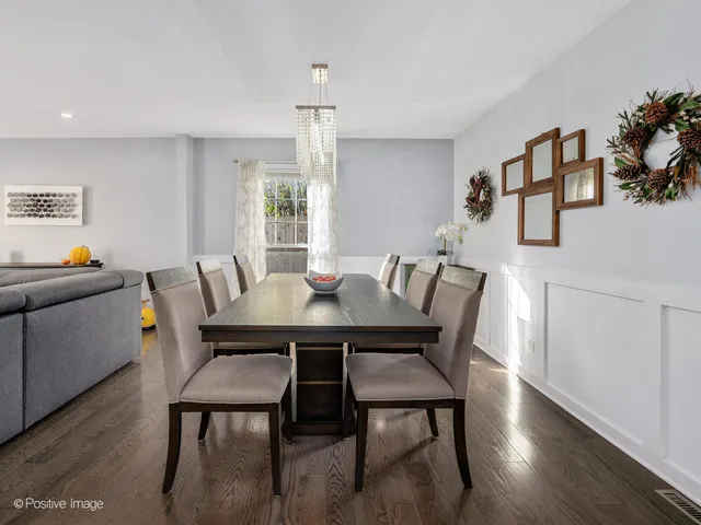 $625,000 | 325 West Park Avenue, Wheaton, IL 60187