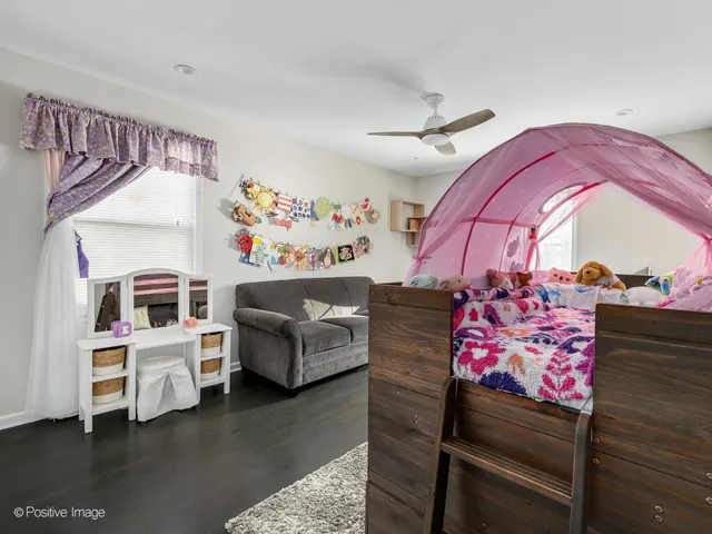 $625,000 | 325 West Park Avenue, Wheaton, IL 60187