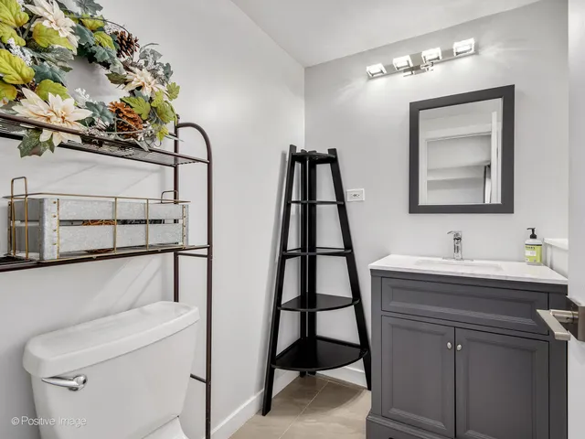 $625,000 | 325 West Park Avenue, Wheaton, IL 60187