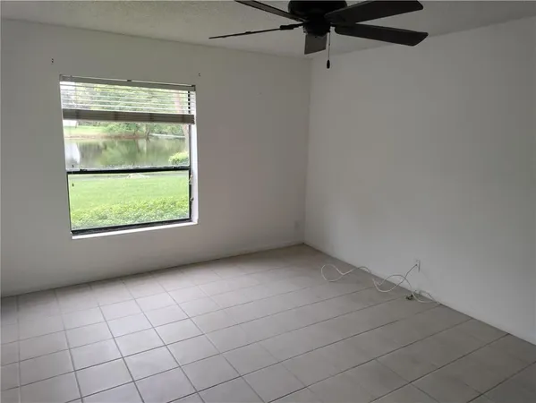 $2,000 | 3050 Northwest 42nd Avenue, Unit C103, Coconut Creek, FL 33066