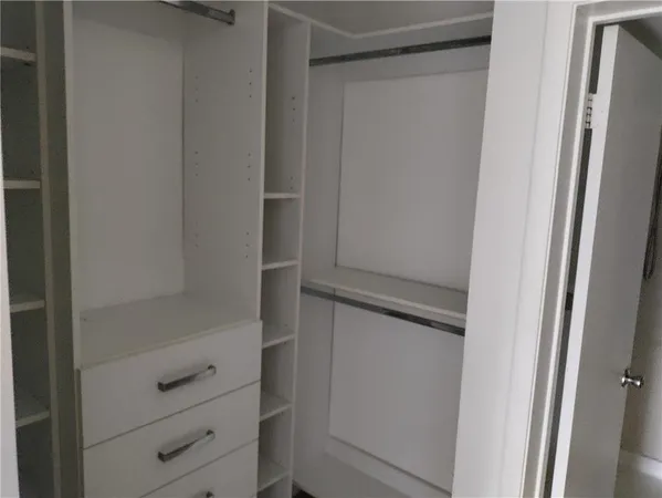 $2,000 | 3050 Northwest 42nd Avenue, Unit C103, Coconut Creek, FL 33066