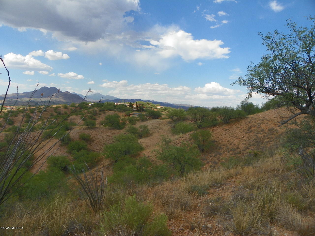 920 Via Puebla, Unit 68 Rio Rico, AZ 85648 - Photo 2 of 9
