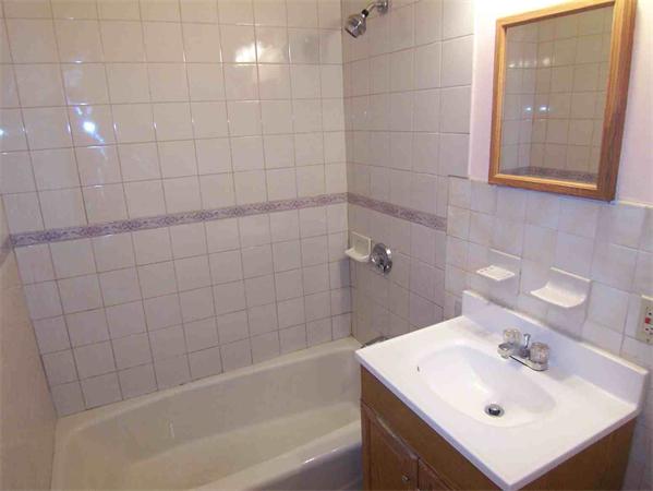 48-50 Winchester Road Newton, MA 02458 - Photo 4 of 12 Gallery Image 4
