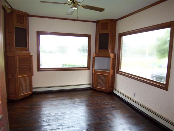 48-50 Winchester Road Newton, MA 02458 - Photo 6 of 12 Gallery Image 6