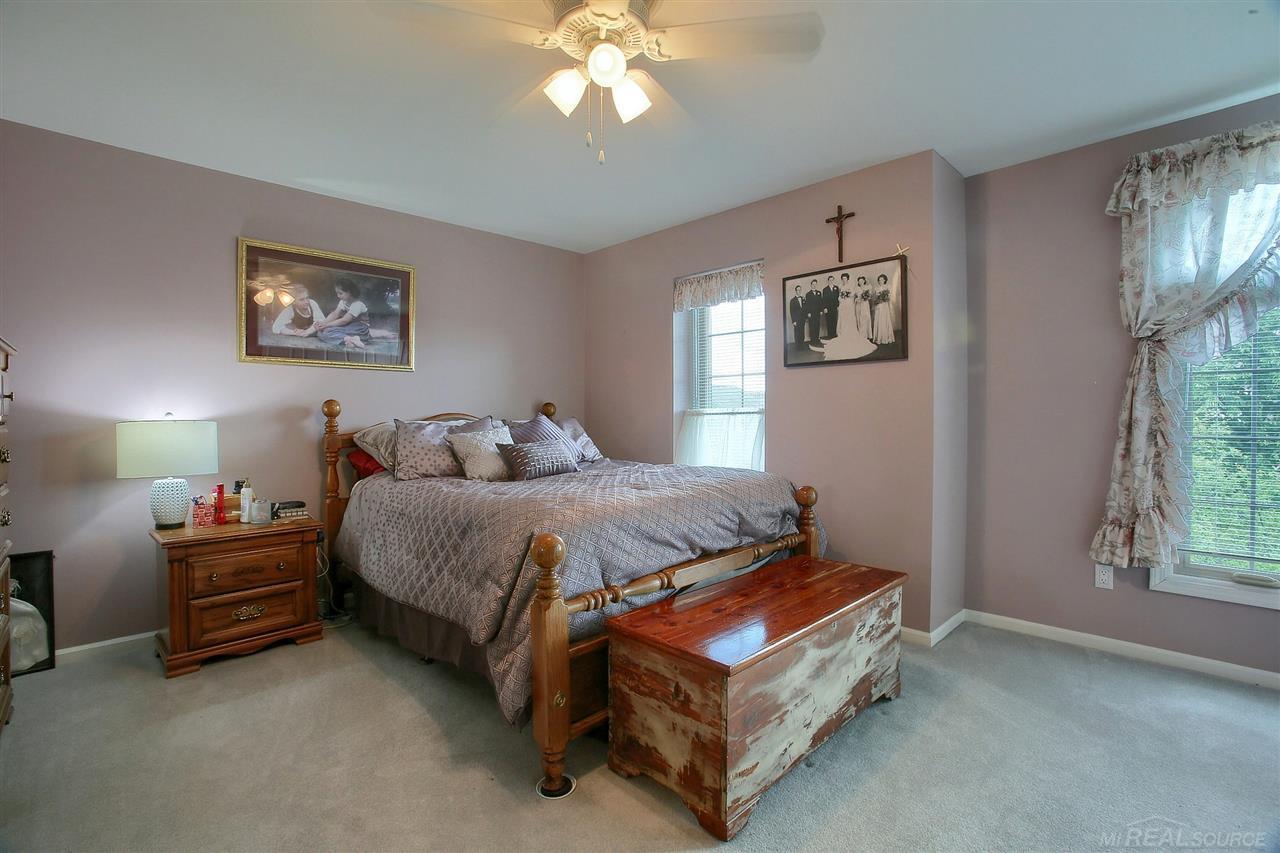 46324 Fairwind Road Macomb, MI 48044 - Photo 23 of 34