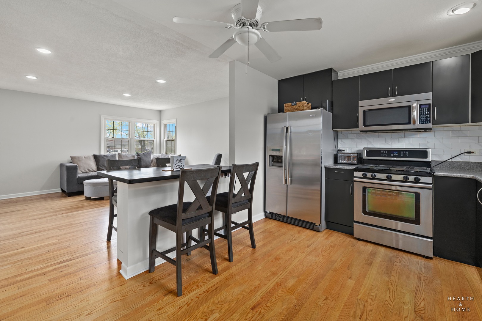 538 Memory Lane Addison, IL 60101 - Photo 11 of 28 Gallery Image 11
