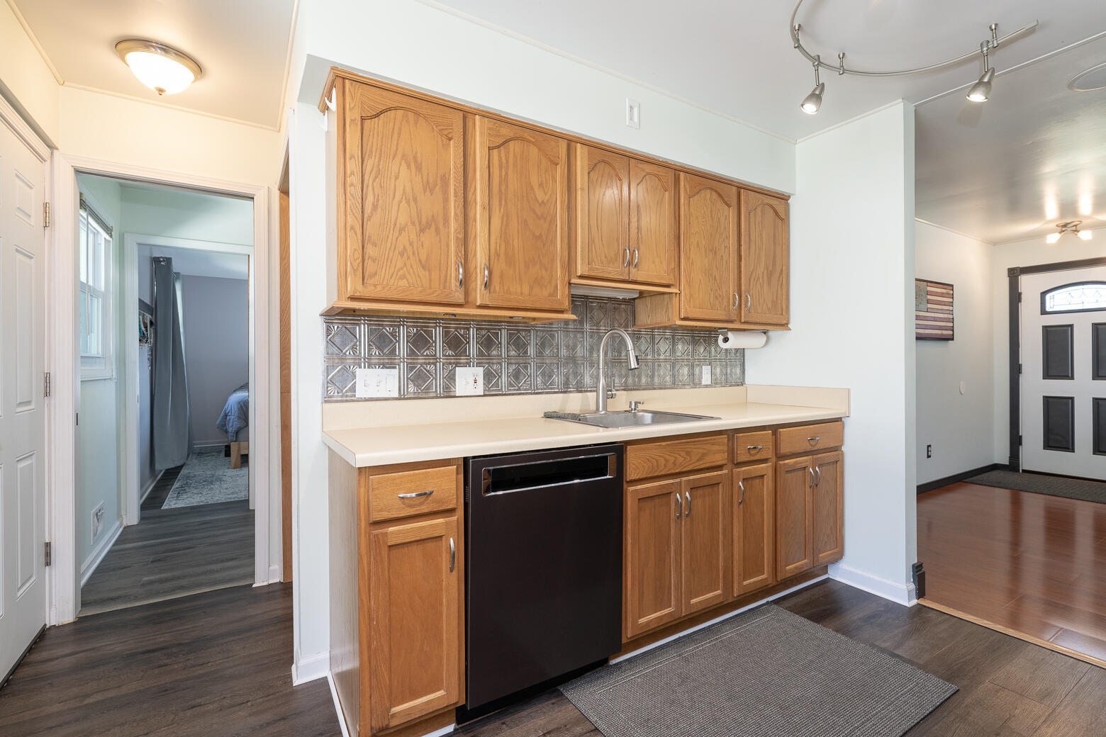 2210 Romence Road Portage, MI 49024 - Photo 13 of 53 2210 Romence-43