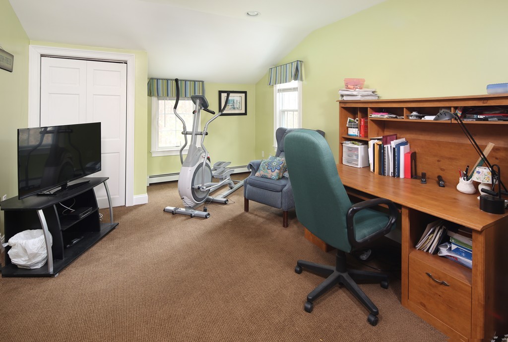 34 Great Rock Road Hanover, MA 02339 - Photo 19 of 25 Gallery Image 19