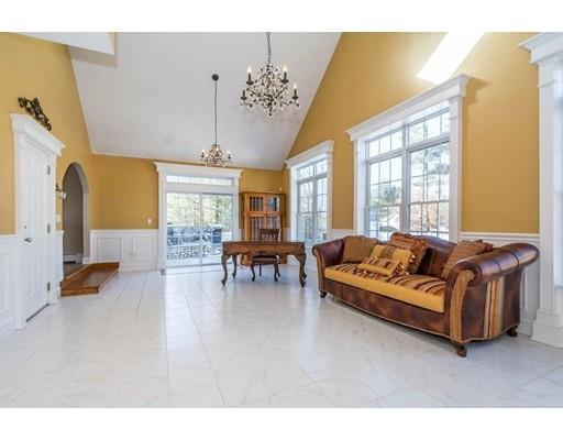 39 Beaver Dam Road Acushnet, MA 02743 - Photo 5 of 36 Gallery Image 5