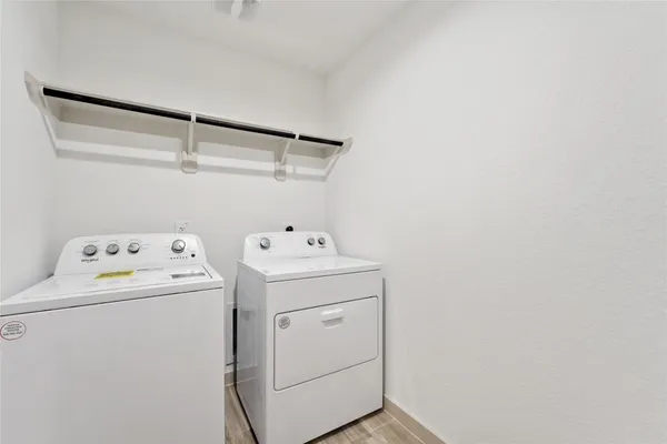 $2,300 | 714 Boer Plains Drive, Rosharon, TX 77583