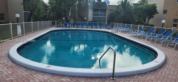$2,000 | 959 Southeast 2nd Avenue, Unit 209, Deerfield Beach, FL 33441