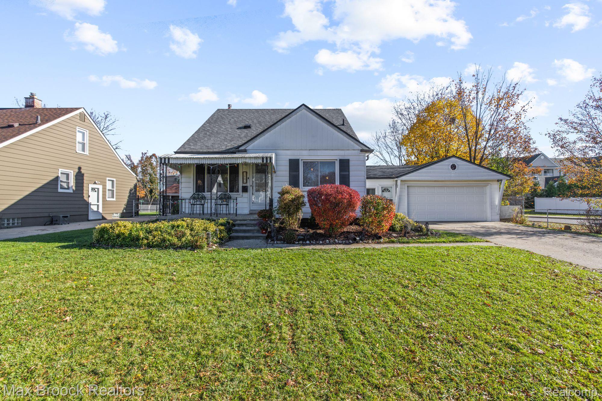 3604 Durham Road Royal Oak, MI 48073 - Photo 1 of 26 Gallery Image 1