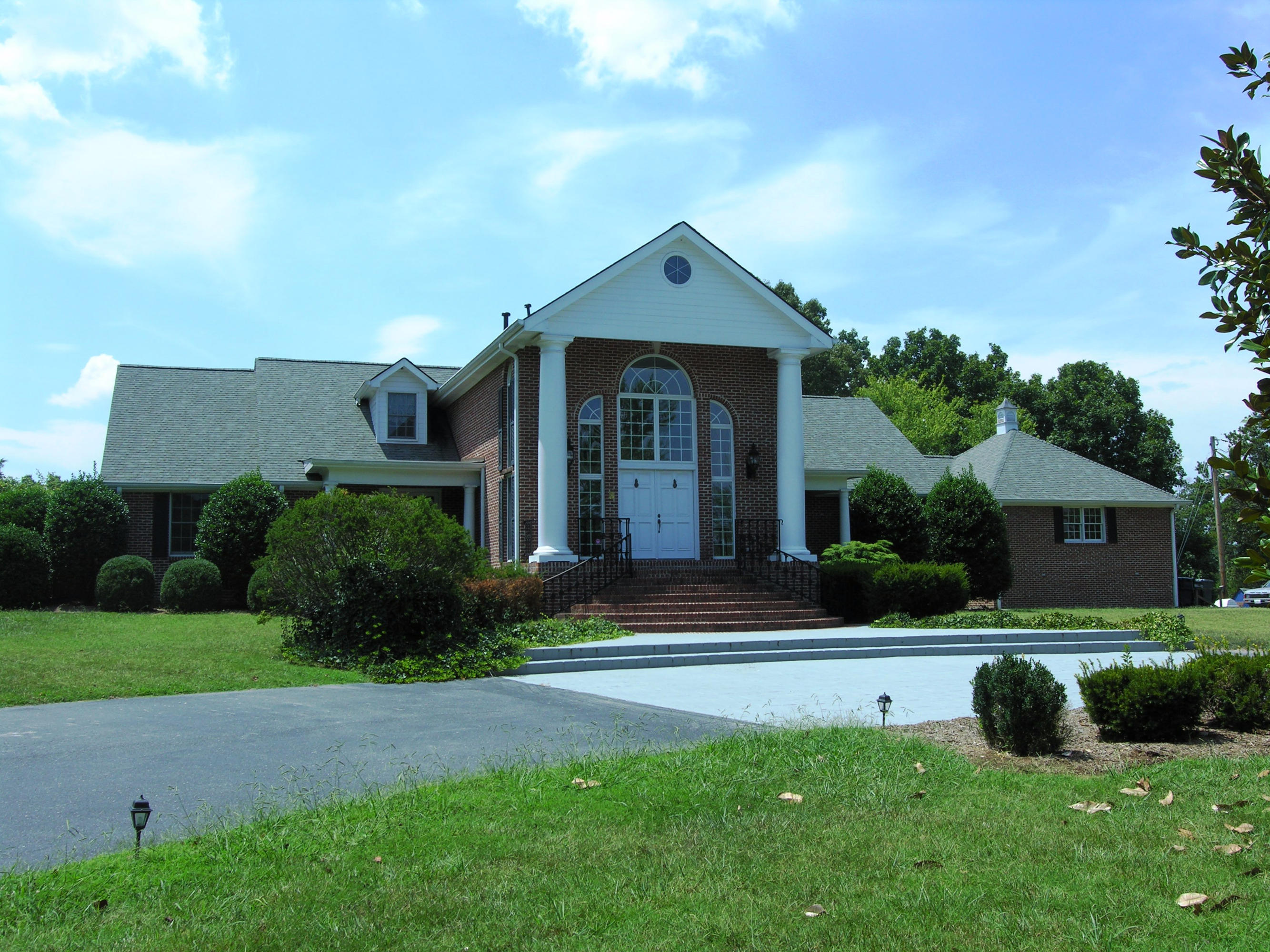 5625 Hunter Road Ooltewah, TN 37363 - Photo 1 of 17 5625 Hunter Rd