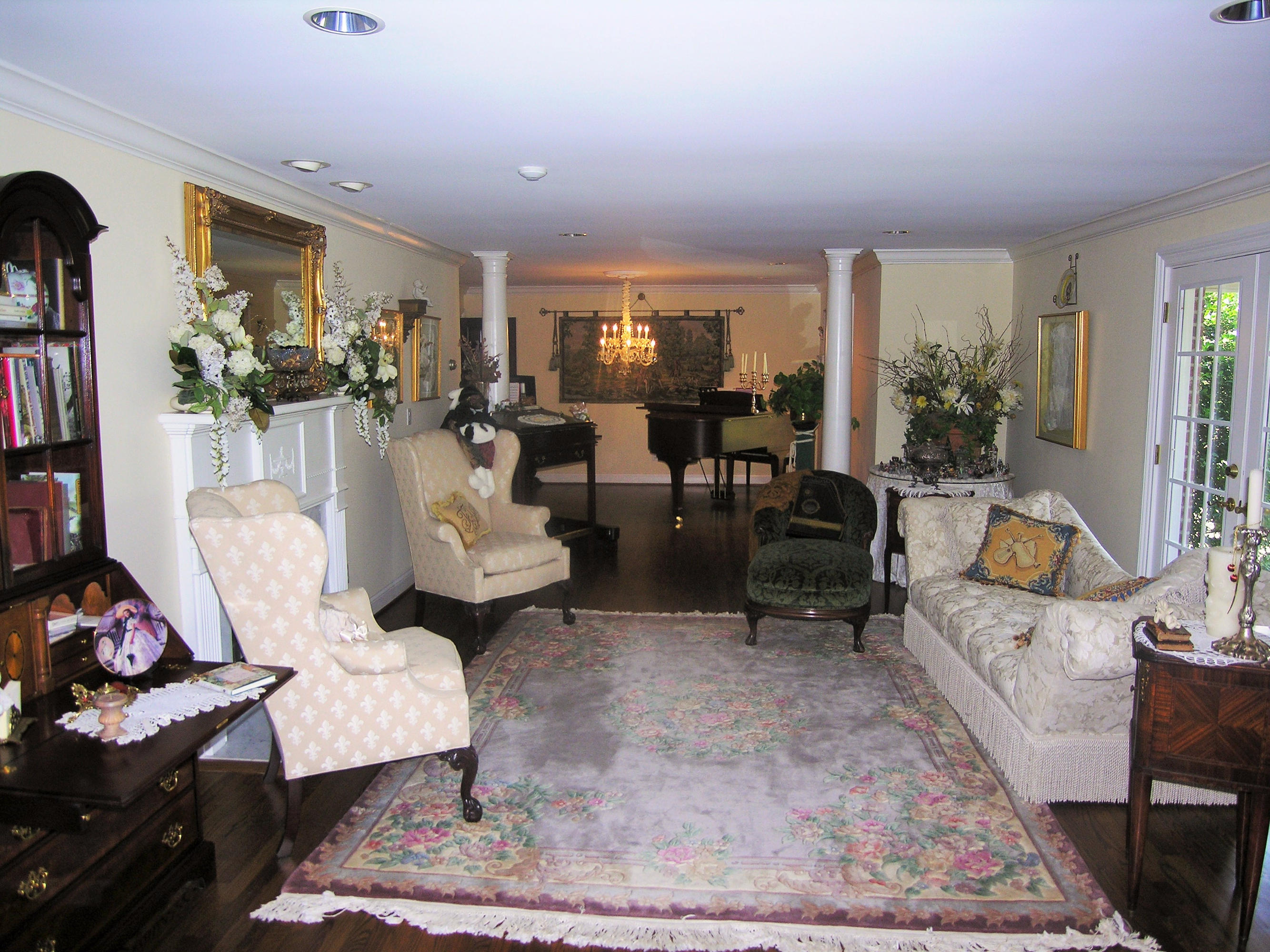 5625 Hunter Road Ooltewah, TN 37363 - Photo 4 of 17 Living room (2)