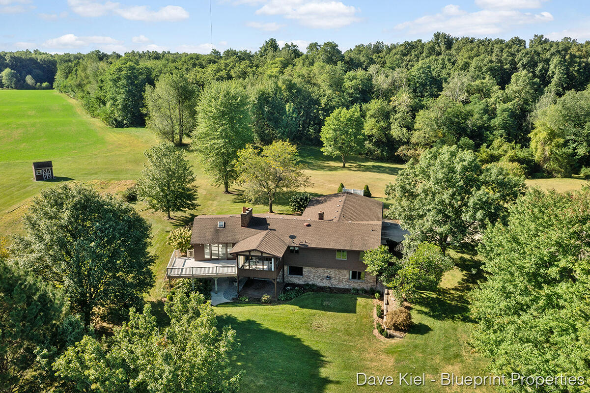 12245 Jackson Road Middleville, MI 49333 - Photo 11 of 58 IMG_1052