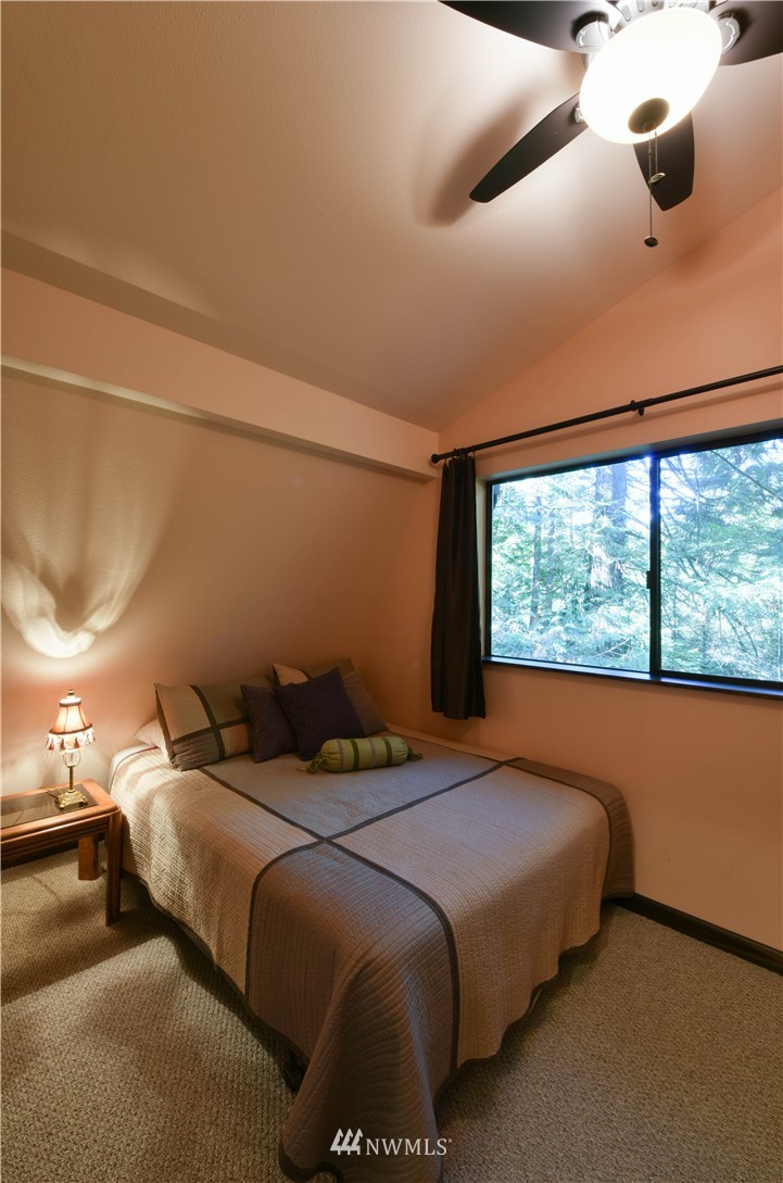 710 East Promontory Road Shelton, WA 98584 - Photo 11 of 25 Gallery Image 11