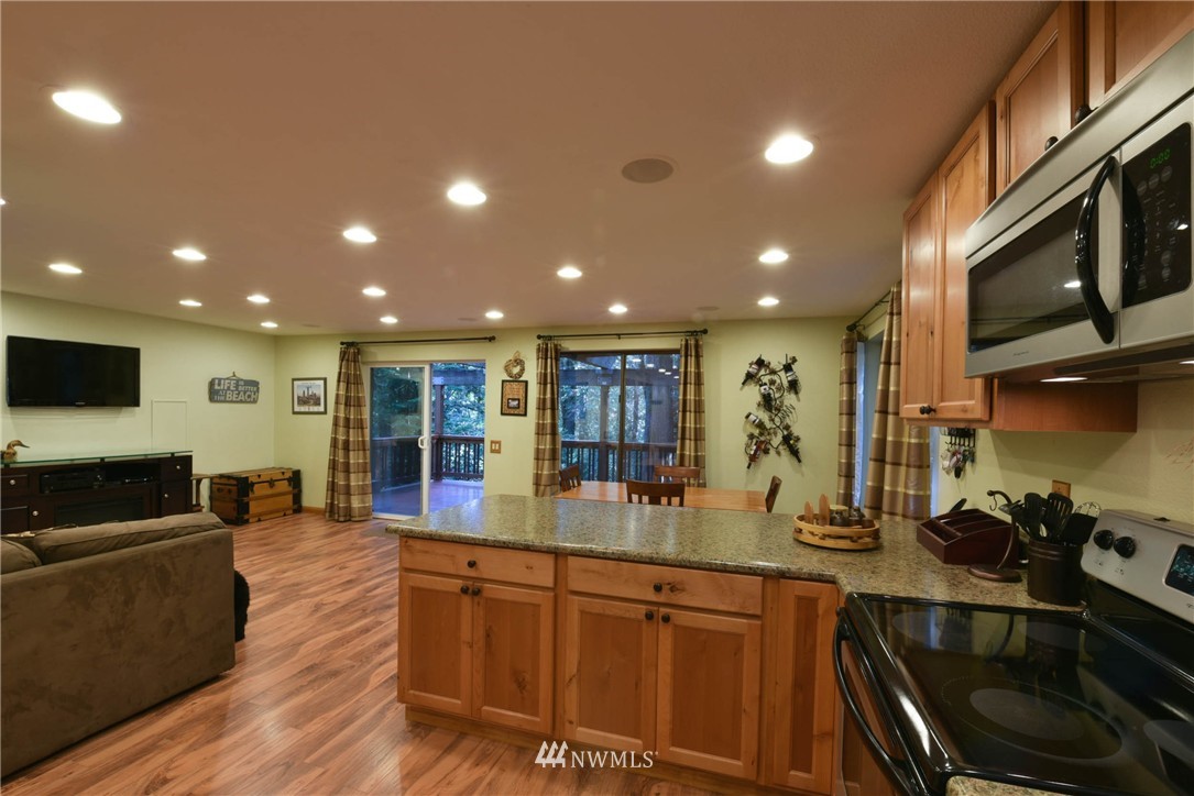 710 East Promontory Road Shelton, WA 98584 - Photo 7 of 25 Gallery Image 7