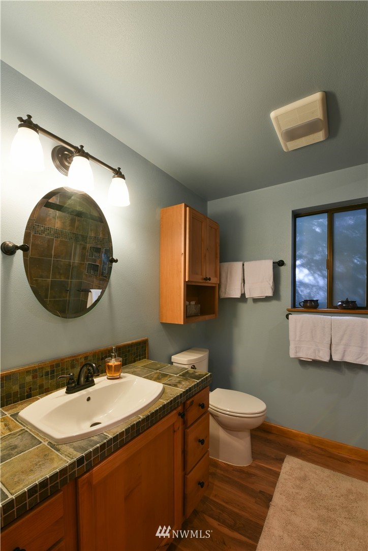 710 East Promontory Road Shelton, WA 98584 - Photo 9 of 25 Gallery Image 9