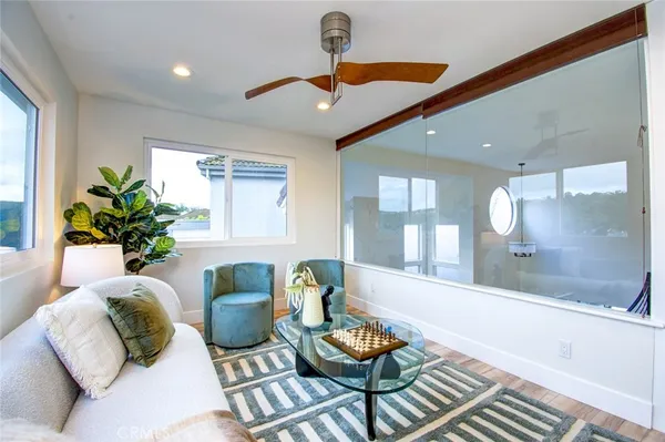 $1,577,999 | 51 La Costa Court, Laguna Beach, CA 92651