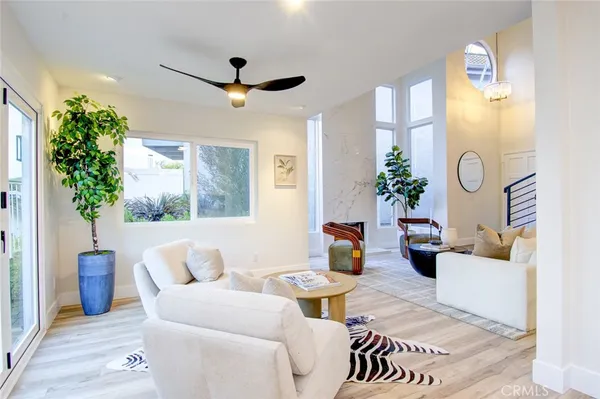$1,577,999 | 51 La Costa Court, Laguna Beach, CA 92651
