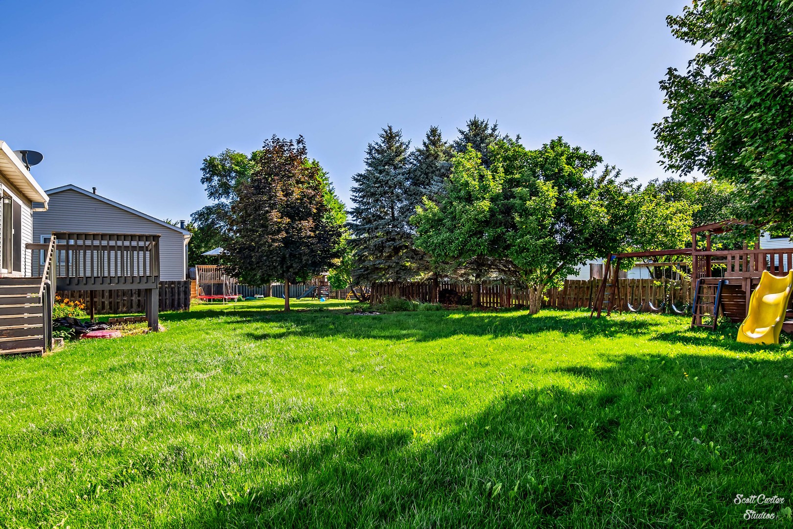 225 Sierra Trail Cary, IL 60013 - Photo 7 of 23 a view of a house with backyard