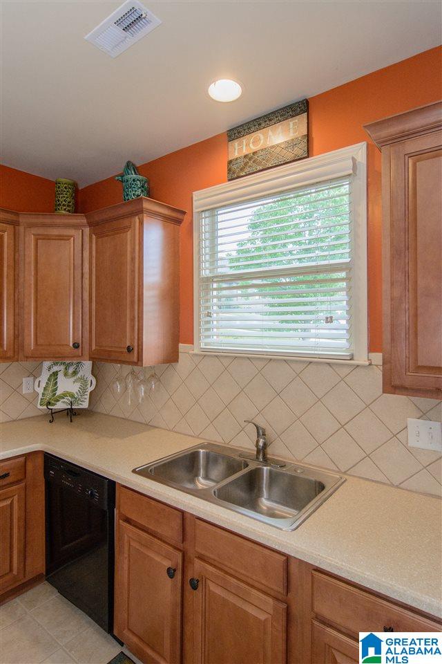 5764 Park Side Road Hoover, AL 35244 - Photo 12 of 34