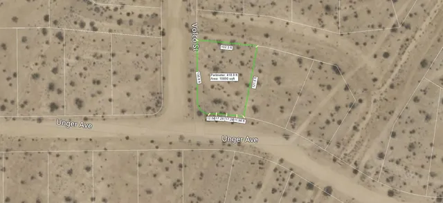 a picture of a wall with a white wall