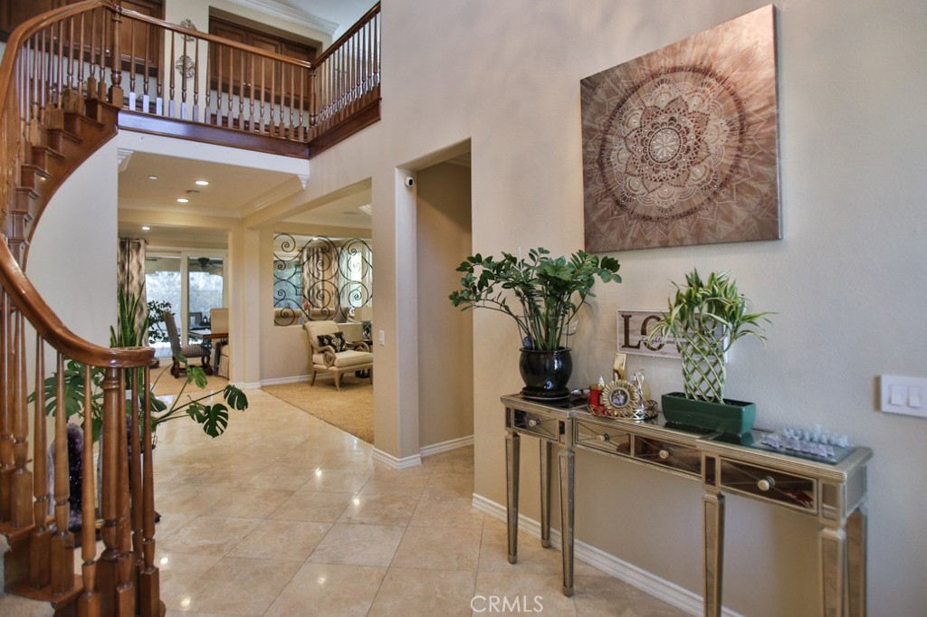 2483 Highwood Road Orange, CA 92867 - Photo 5 of 49