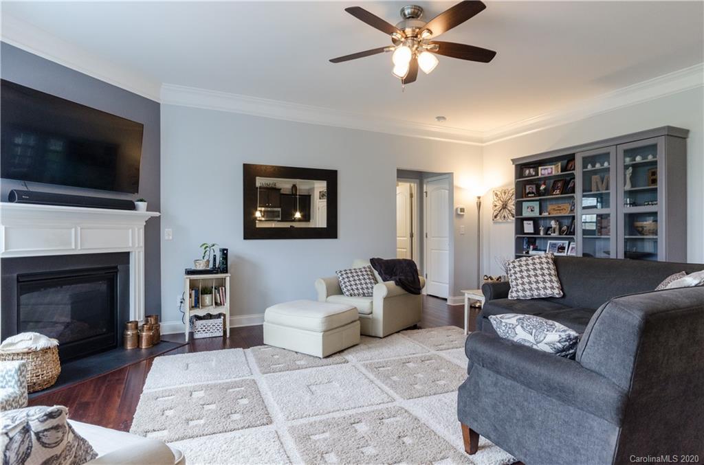 9814 Perth Moor Road Charlotte, NC 28278 - Photo 11 of 45 Gallery Image 11