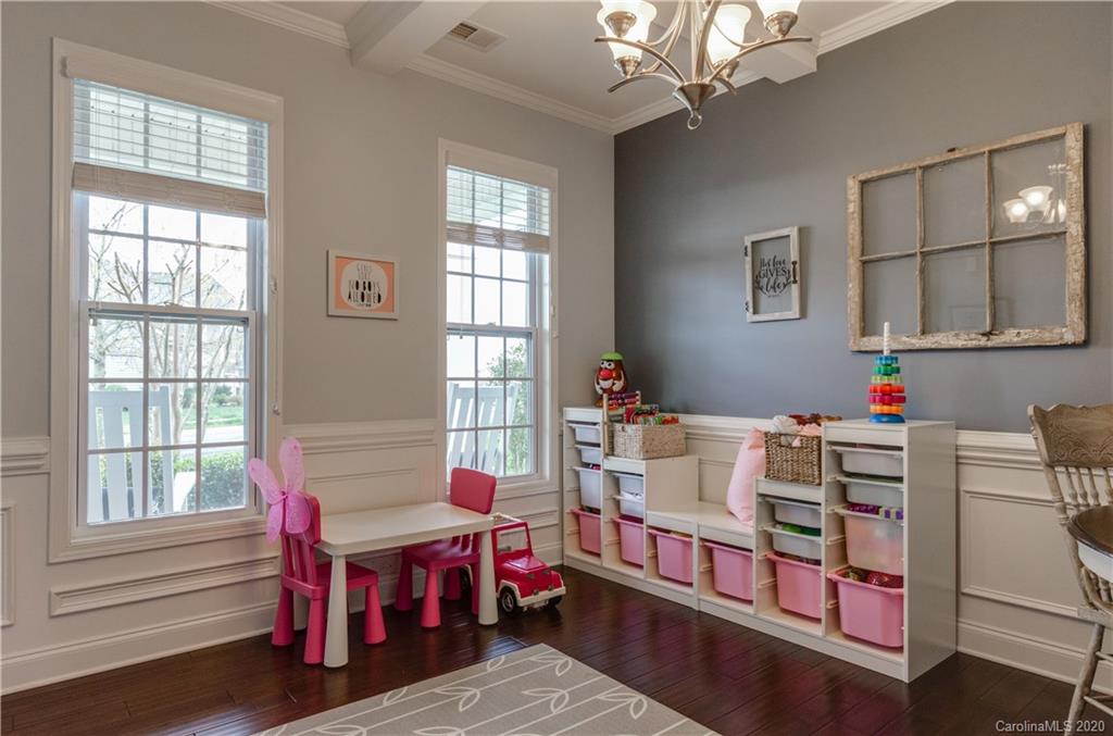 9814 Perth Moor Road Charlotte, NC 28278 - Photo 5 of 45 Gallery Image 5